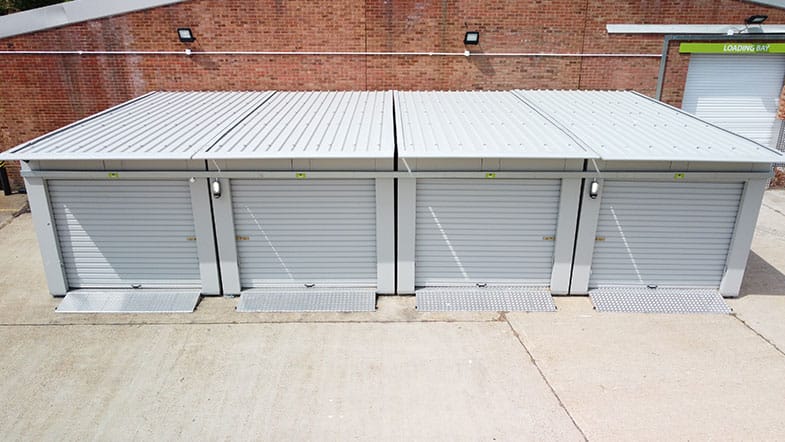 External mobile self storage units